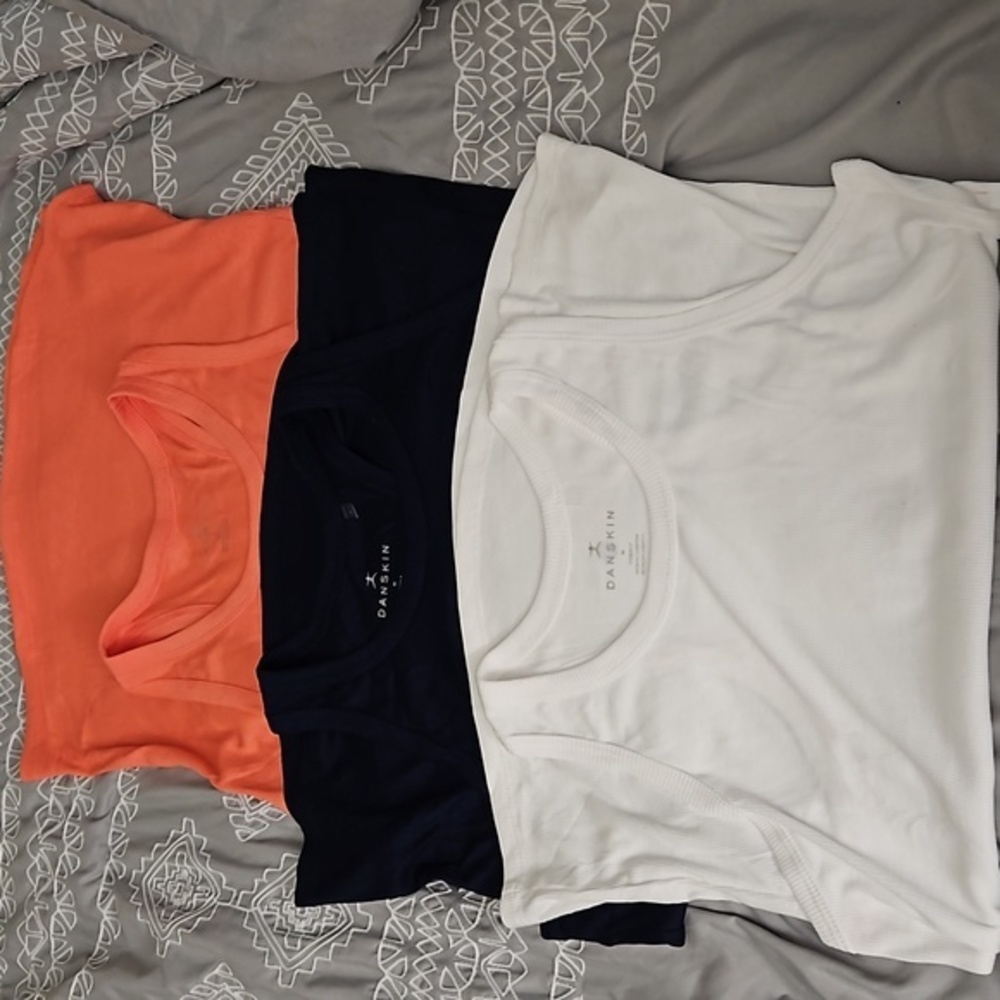 NWT Danskin Women's 3-pack Soft Ribbed Active Top Racerback Tank